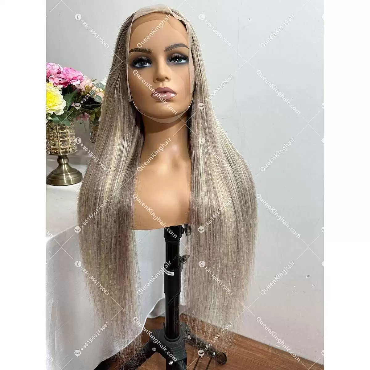 1669274532-05 Laila 13x6 Transparent lace 150% density Smoky Grey balayage lace front wig