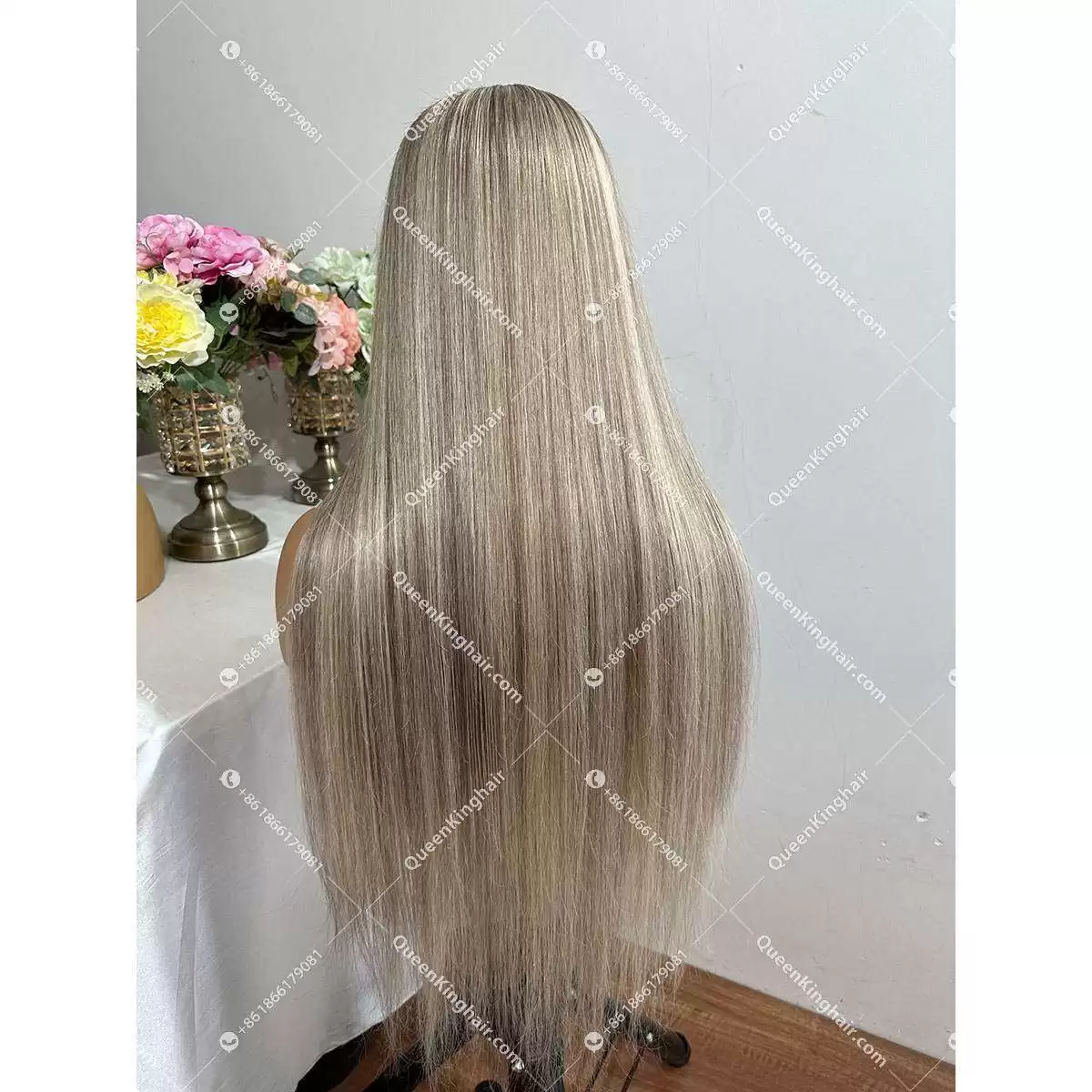 1669274546-04 Laila 13x6 Transparent lace 150% density Smoky Grey balayage lace front wig