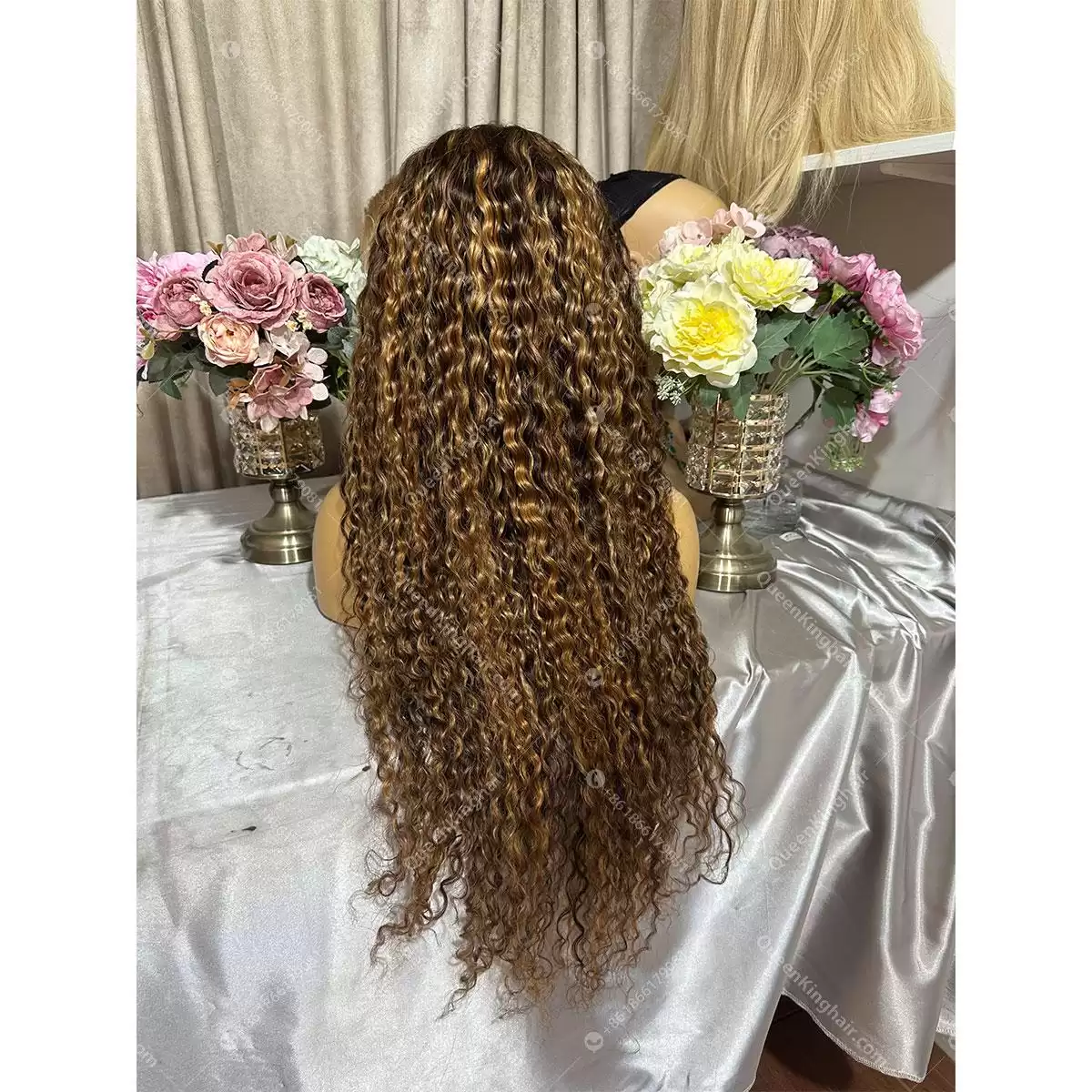 26 inches 13x6 180% density transparent lace ombré lowlights dark brown base with honey blonde highlights remy hair