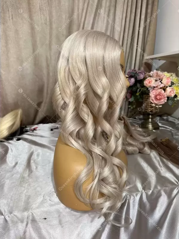 U part wig 26 inches 200 grams ashy blonde