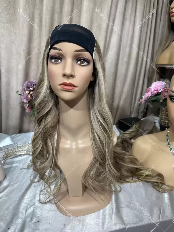 20 inches Blair 150 grams hat wig