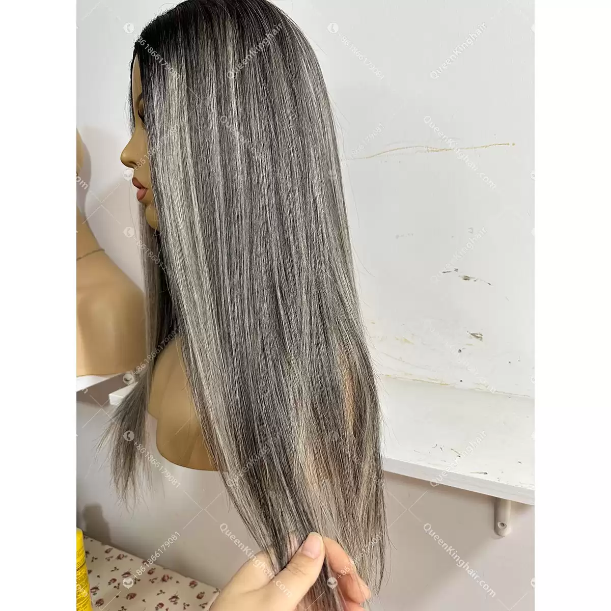 20 inches v part medium size cap with 3 clips inside the cap 200 grams dark brown with blonde highlights wavy