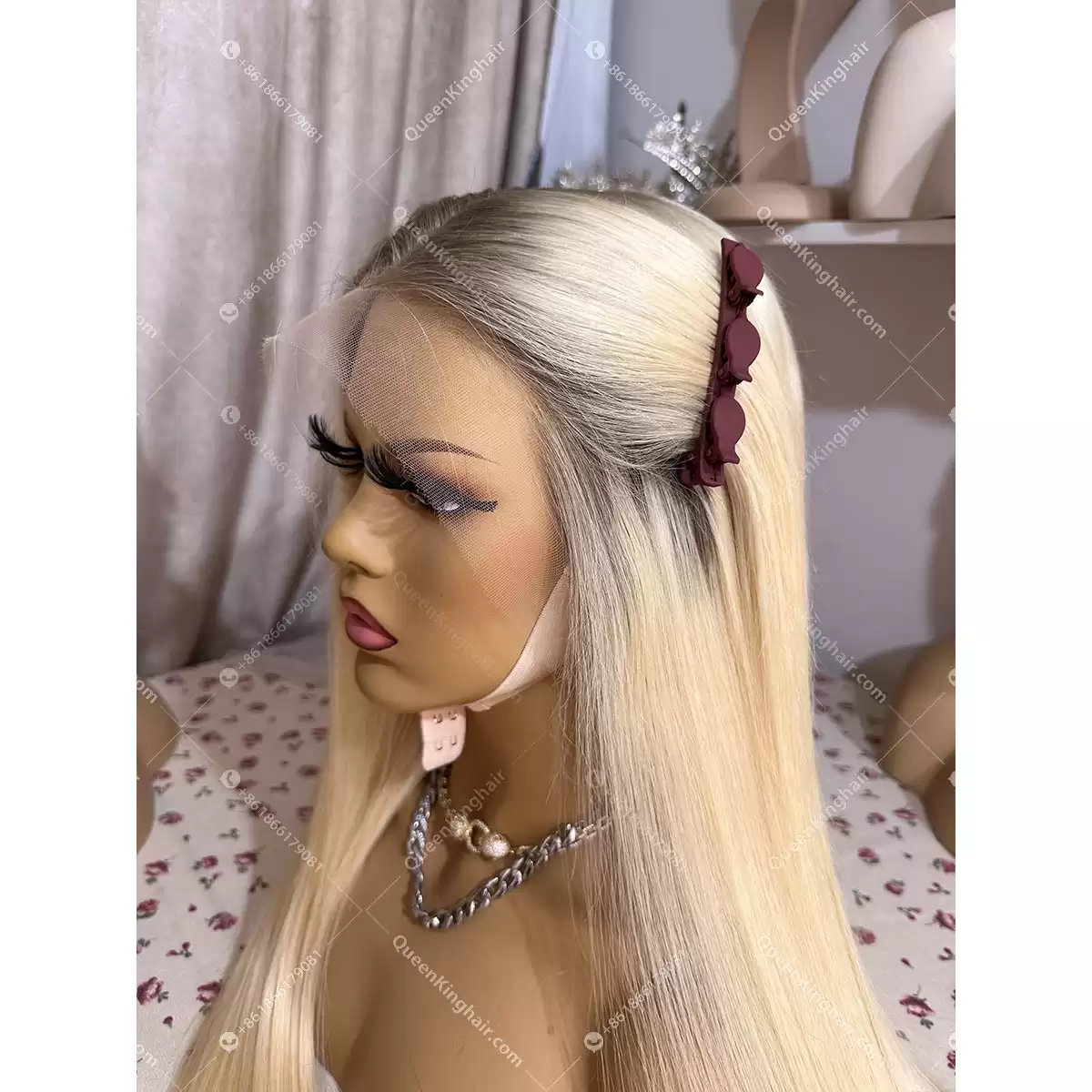 26 inches Hd lace 200% density 13x6 ombré ashy brown roots blonde wig