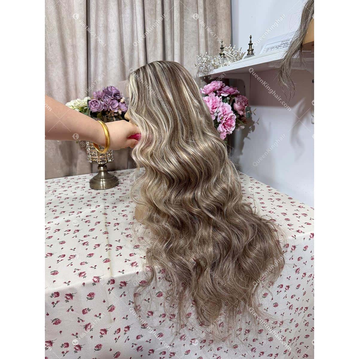 30 inches 13x6 transparent lace large cap 250% density brown and blonde balayage with blonde face framing color wavy