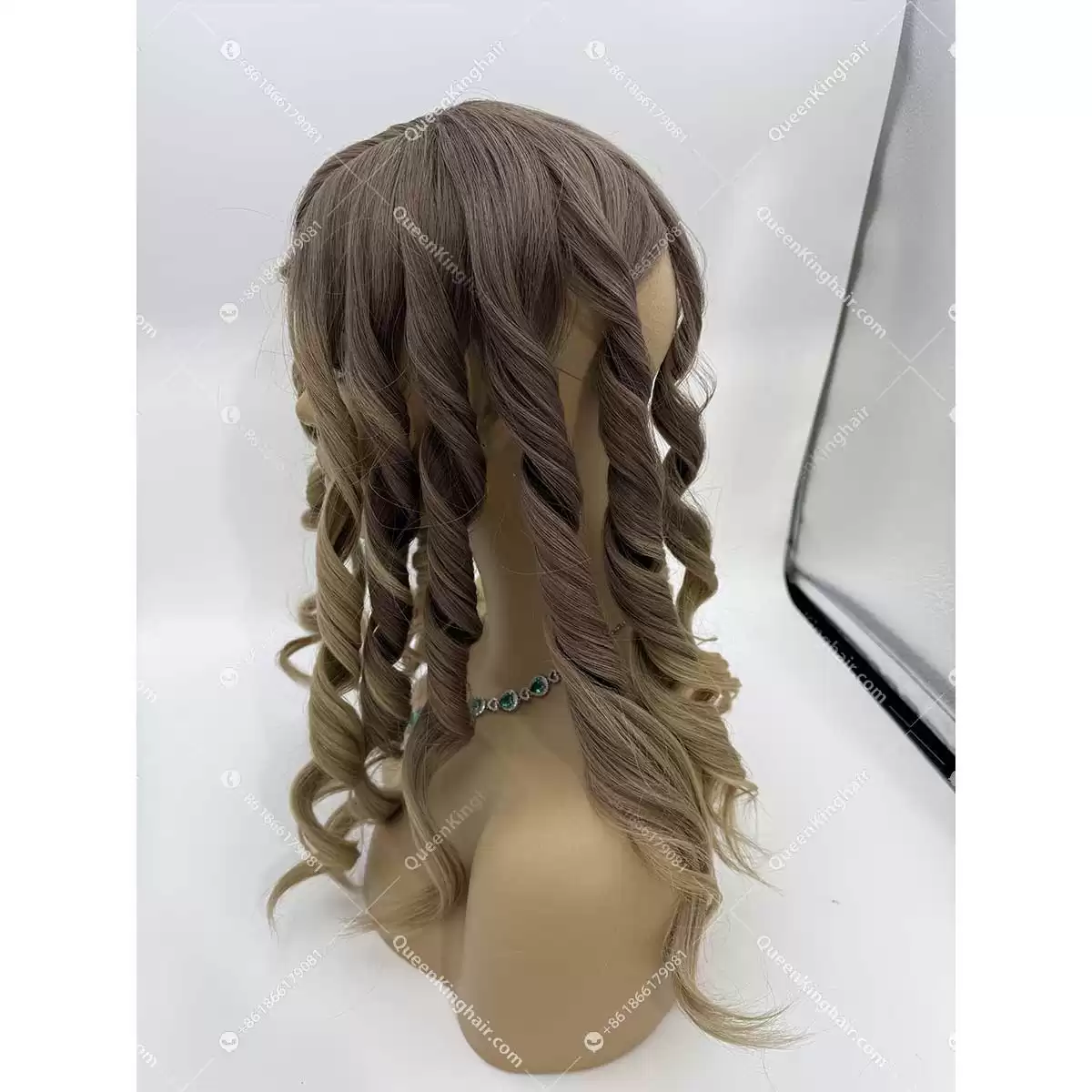 22 inches 7x7 with 4x4 silk base ombré ashy blonde with money piece in front European double drawn virgin hair